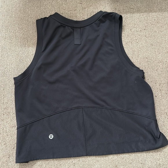 Cropped mesh tank top - Picture 4 of 4